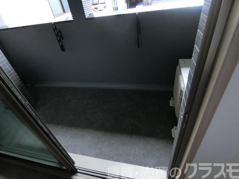 23/30 バルコニー