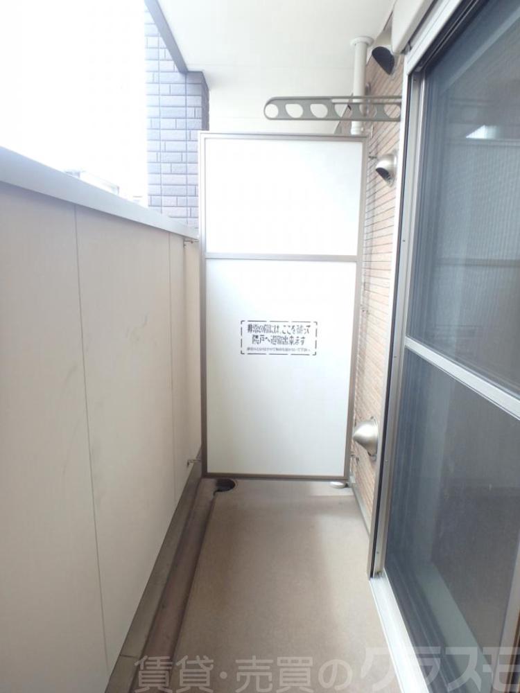 23/30 バルコニー