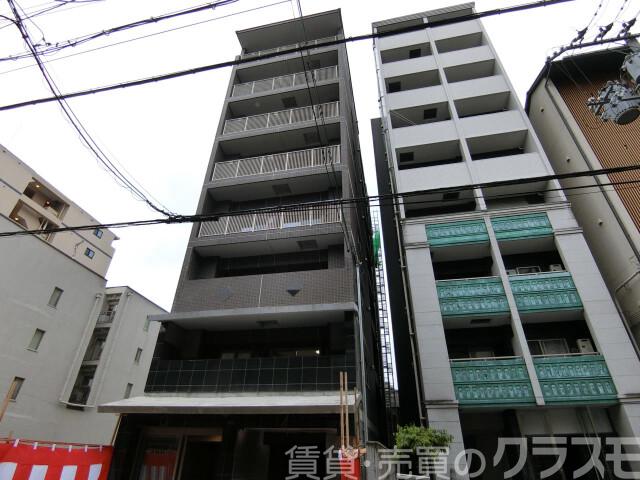 28/30 エントランス