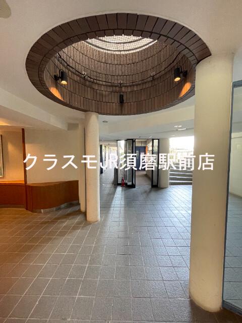 2/5 エントランス