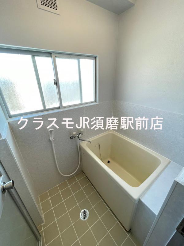 21/30 浴室