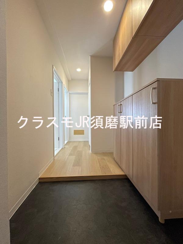19/30 玄関