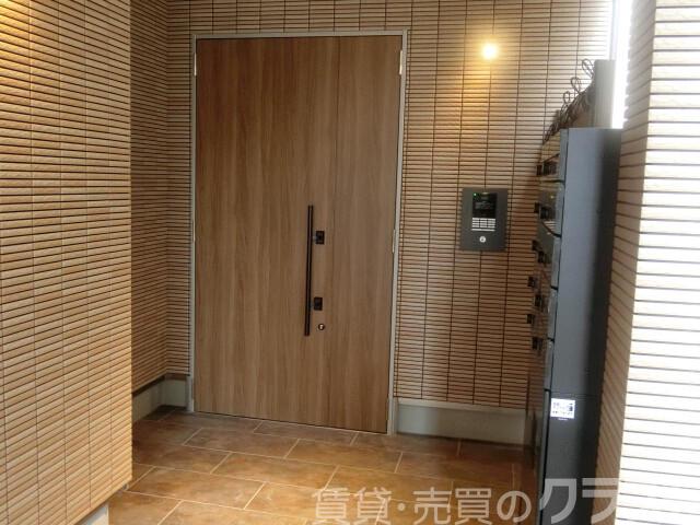 2/3 エントランス