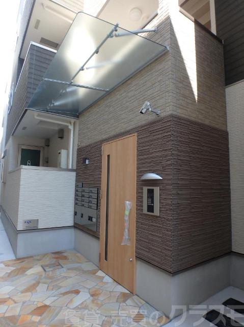 25/30 エントランス