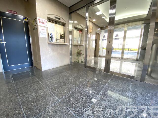 3/8 エントランス