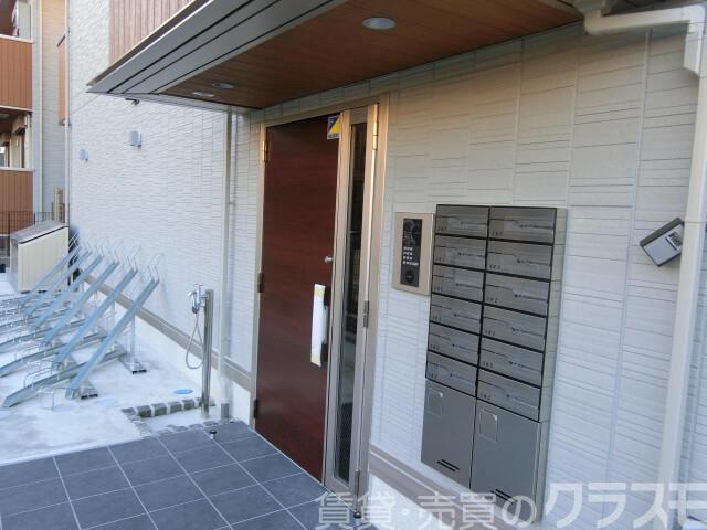 2/4 エントランス