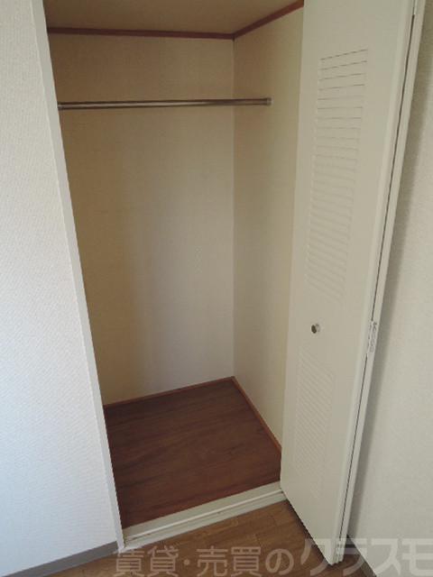 22/26 エントランス