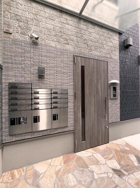 22/30 エントランス