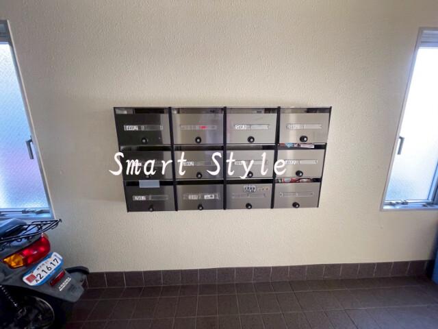 28/30 エントランス