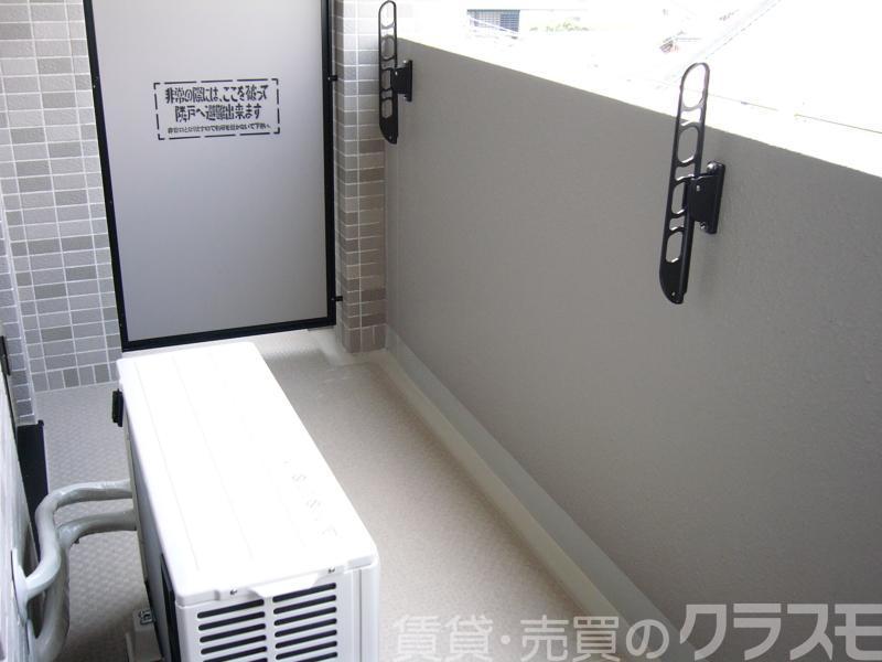 23/30 バルコニー