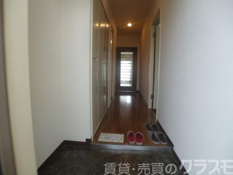 17/30 玄関