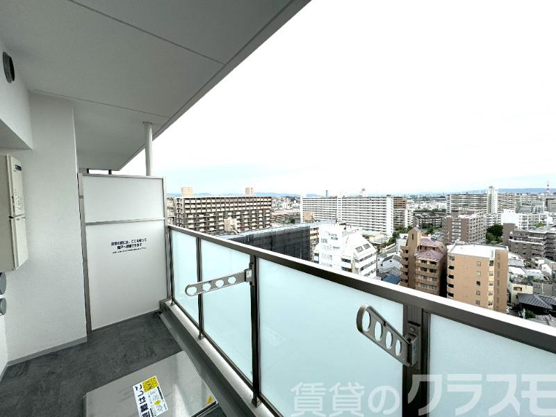 17/28 バルコニー