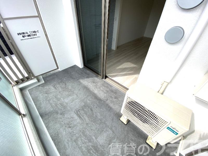 17/28 バルコニー