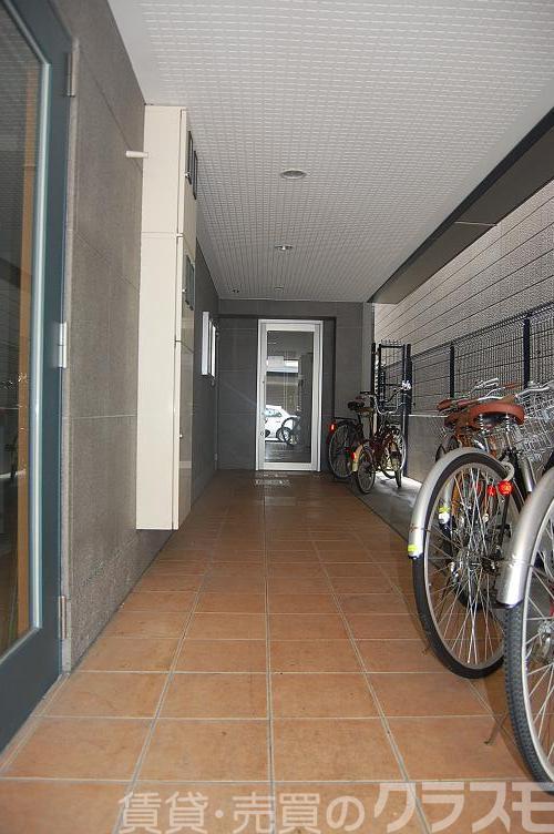 2/3 エントランス