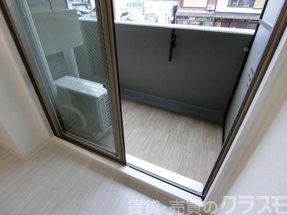 23/30 バルコニー