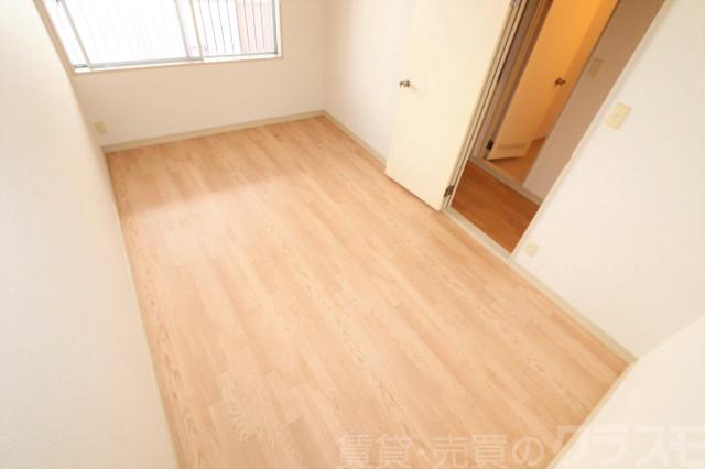 13/16 エントランス