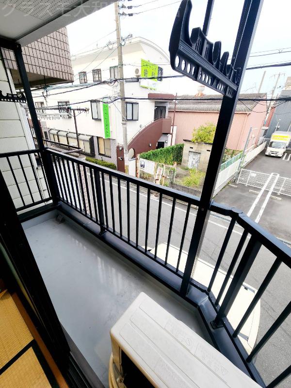 18/27 バルコニー