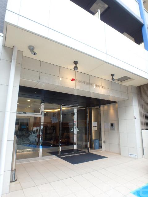 25/30 エントランス