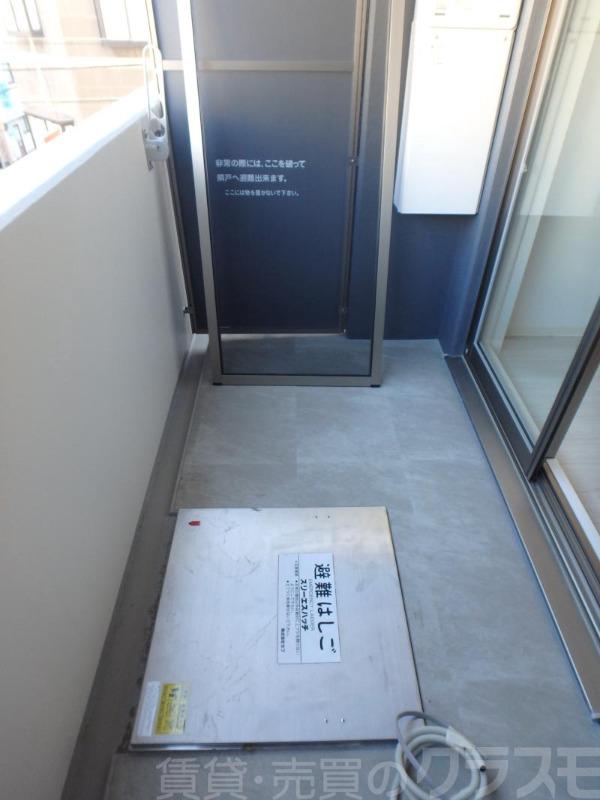 14/28 バルコニー