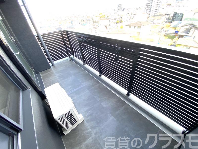 16/27 バルコニー