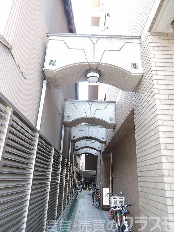 29/30 エントランス