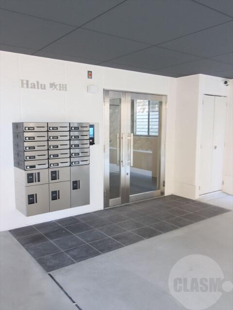 22/30 エントランス