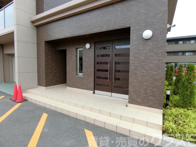 2/5 エントランス