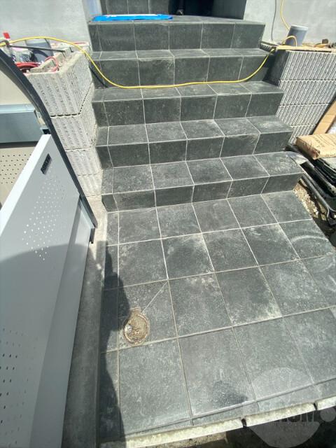 14/22 エントランス