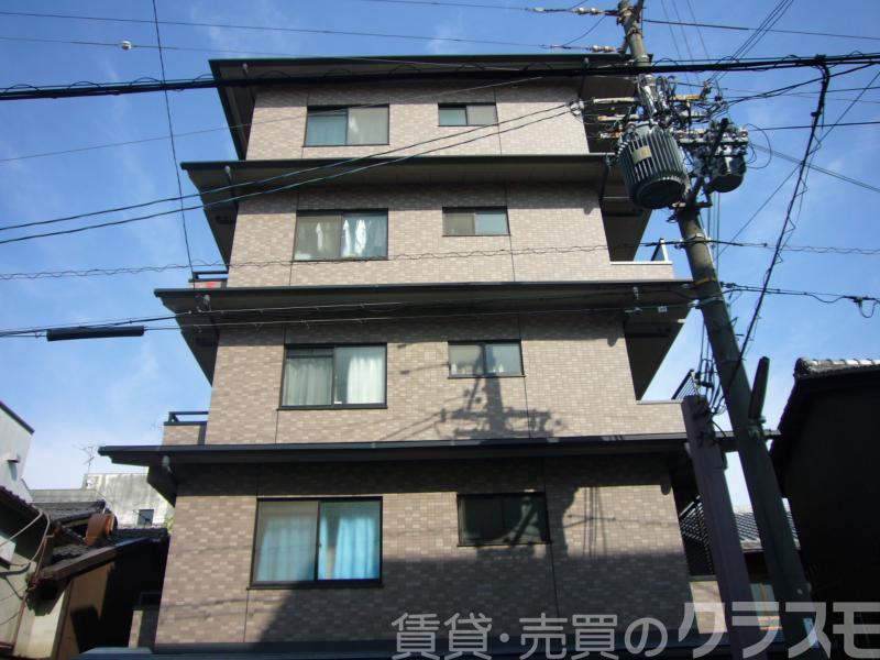 30/30 エントランス