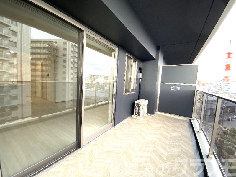 18/28 バルコニー