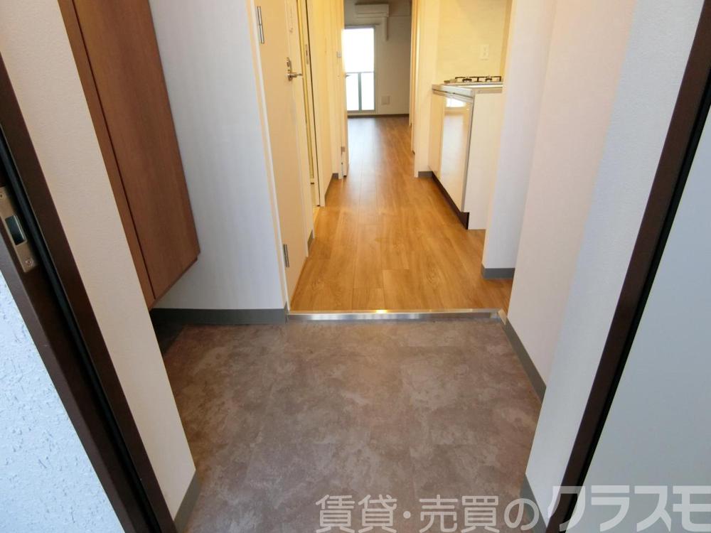 14/30 玄関