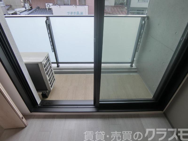 23/30 バルコニー