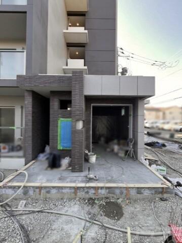 21/30 エントランス