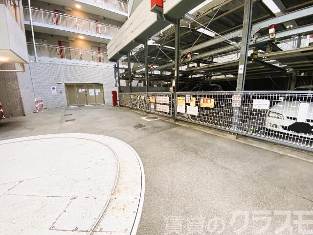 30/30 駐車場