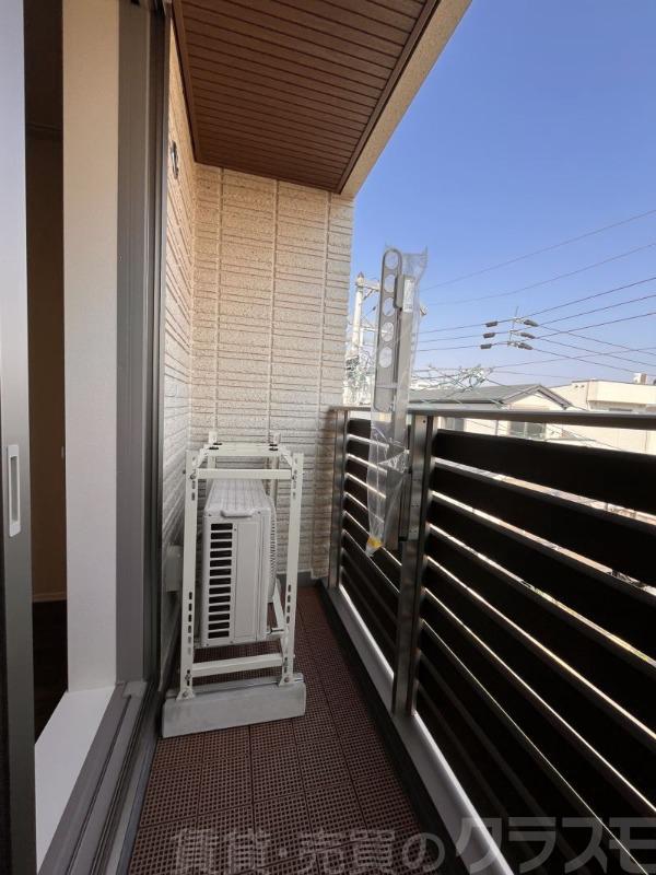 25/30 バルコニー