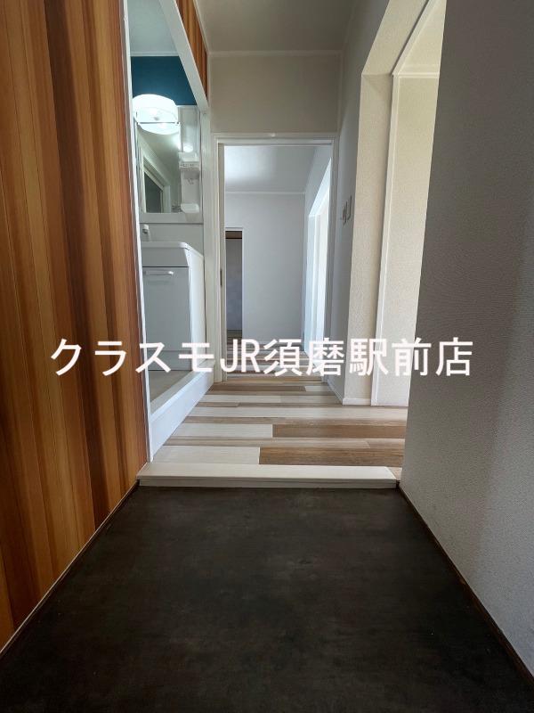 19/30 玄関