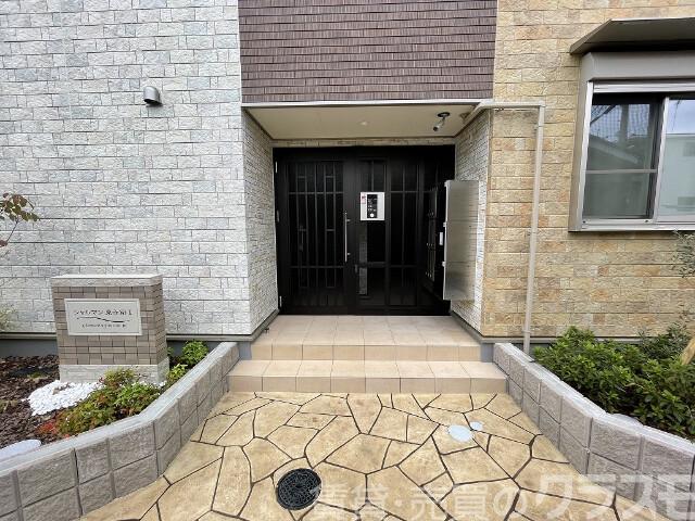 29/30 エントランス