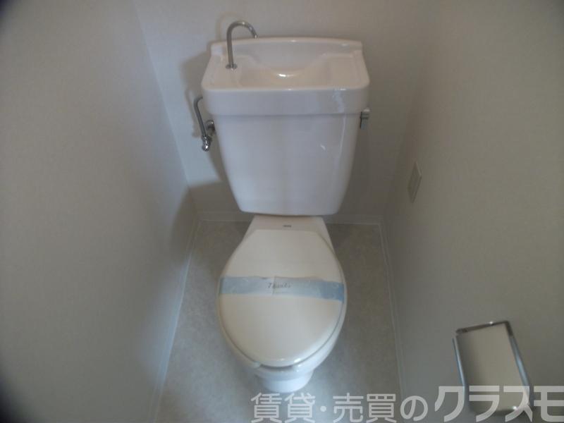 23/30 トイレ