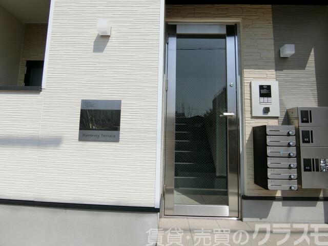 2/3 エントランス