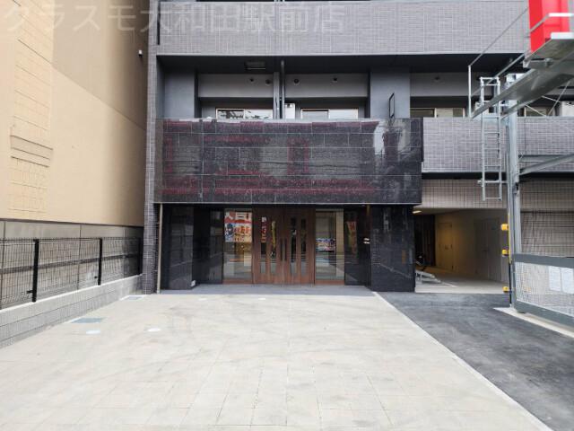 3/10 エントランス