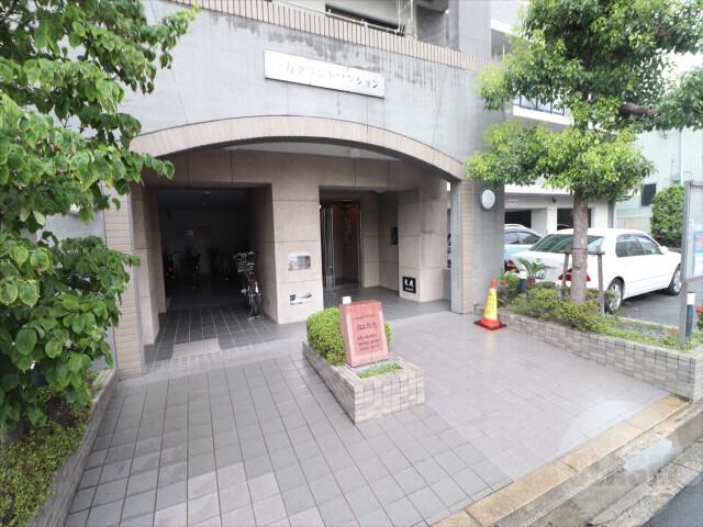 22/30 エントランス