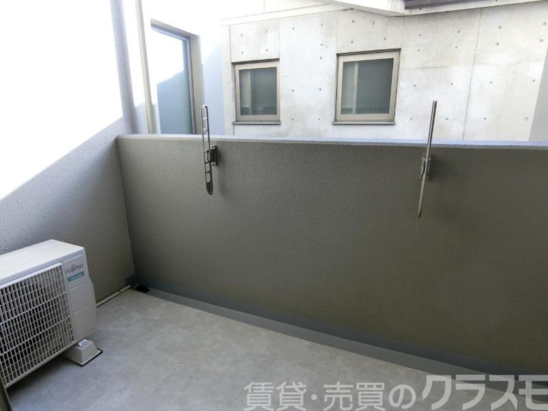 25/30 バルコニー