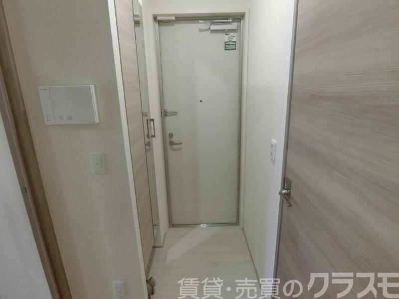 16/30 玄関
