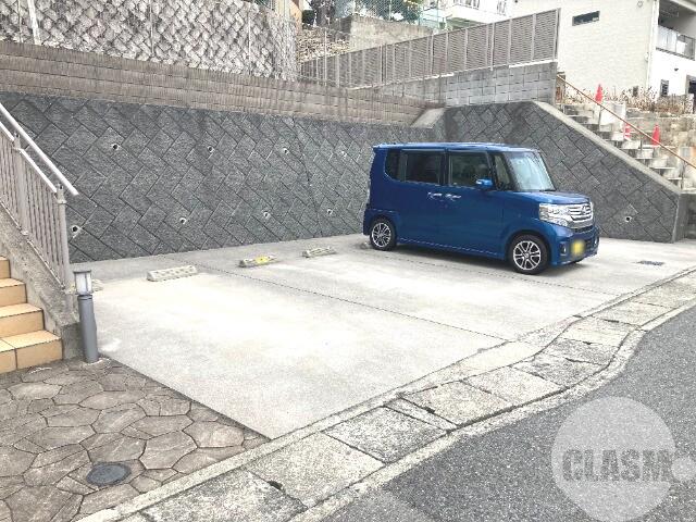 2/13 駐車場