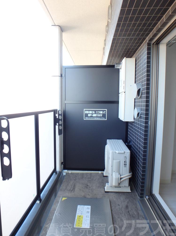 19/30 バルコニー