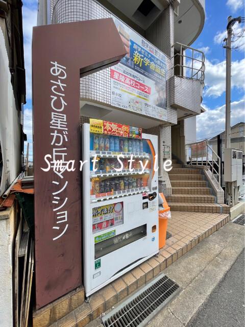 26/30 エントランス