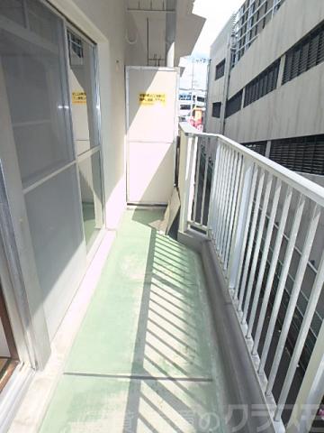 13/18 バルコニー