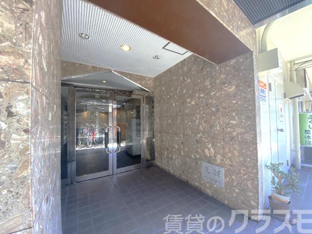 20/25 エントランス