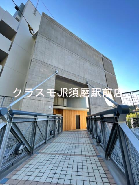 2/5 エントランス