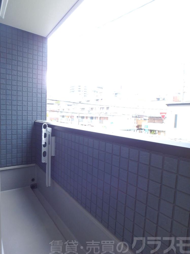 17/30 バルコニー